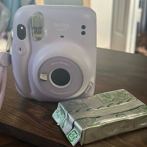 Instax mini 11 - lavander with new 10pack film